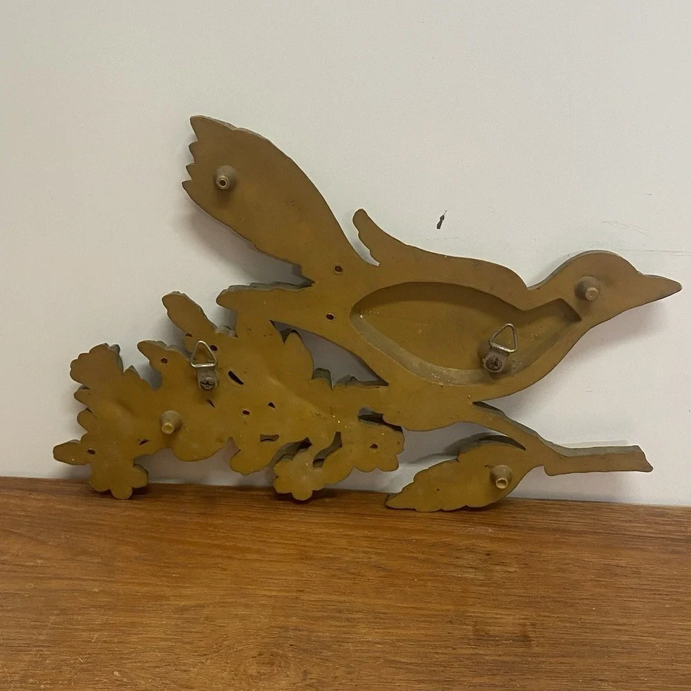 Vintage Dart Industries 1967 Dogwood Flowers Bird Wall Hanging Tinted Cottage